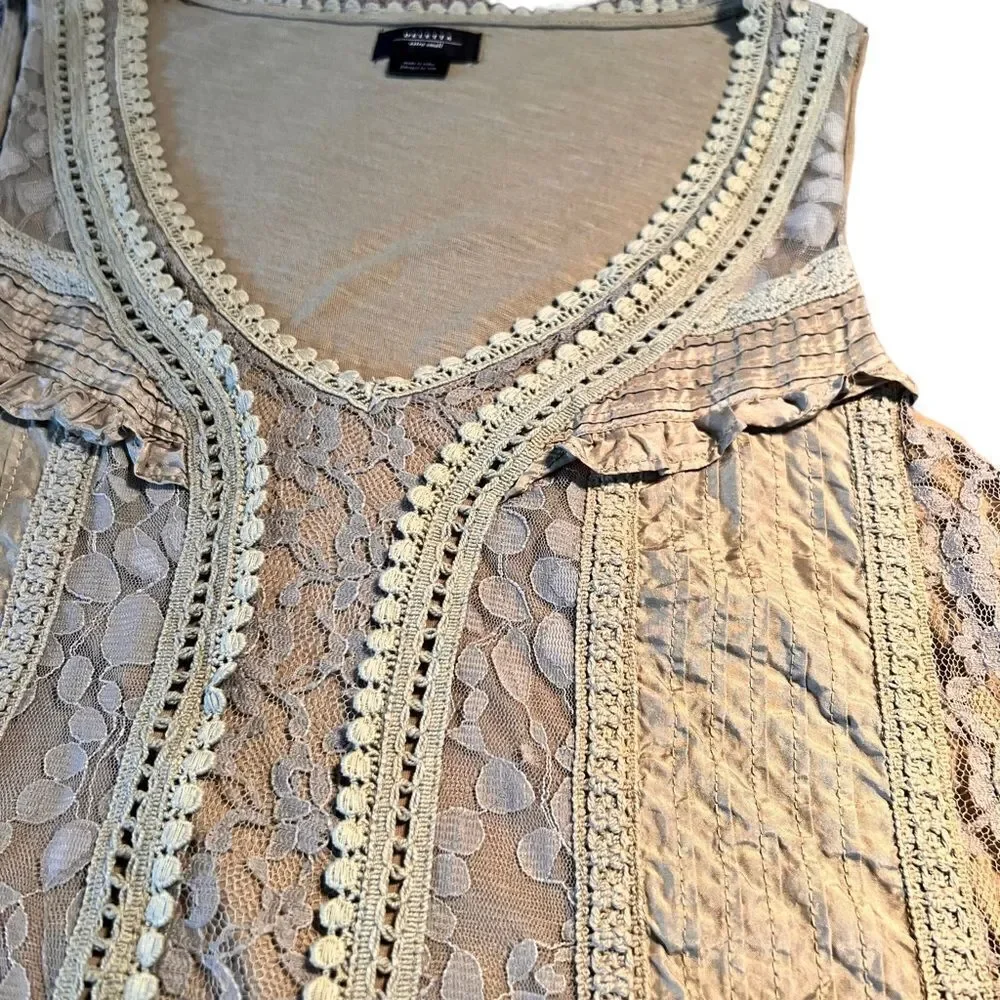 Anthropologie Deletta sage green lace sleeveless top XS - Picture 3 of 9